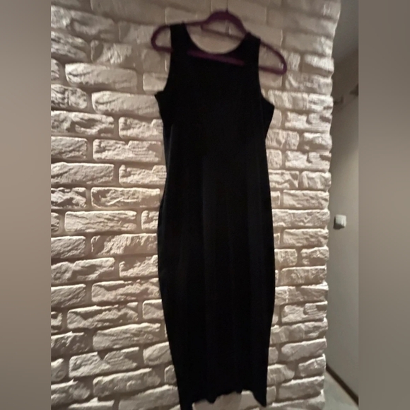 Classic Sleeveless Black Tank Dress - Women's - Picture 4 of 4